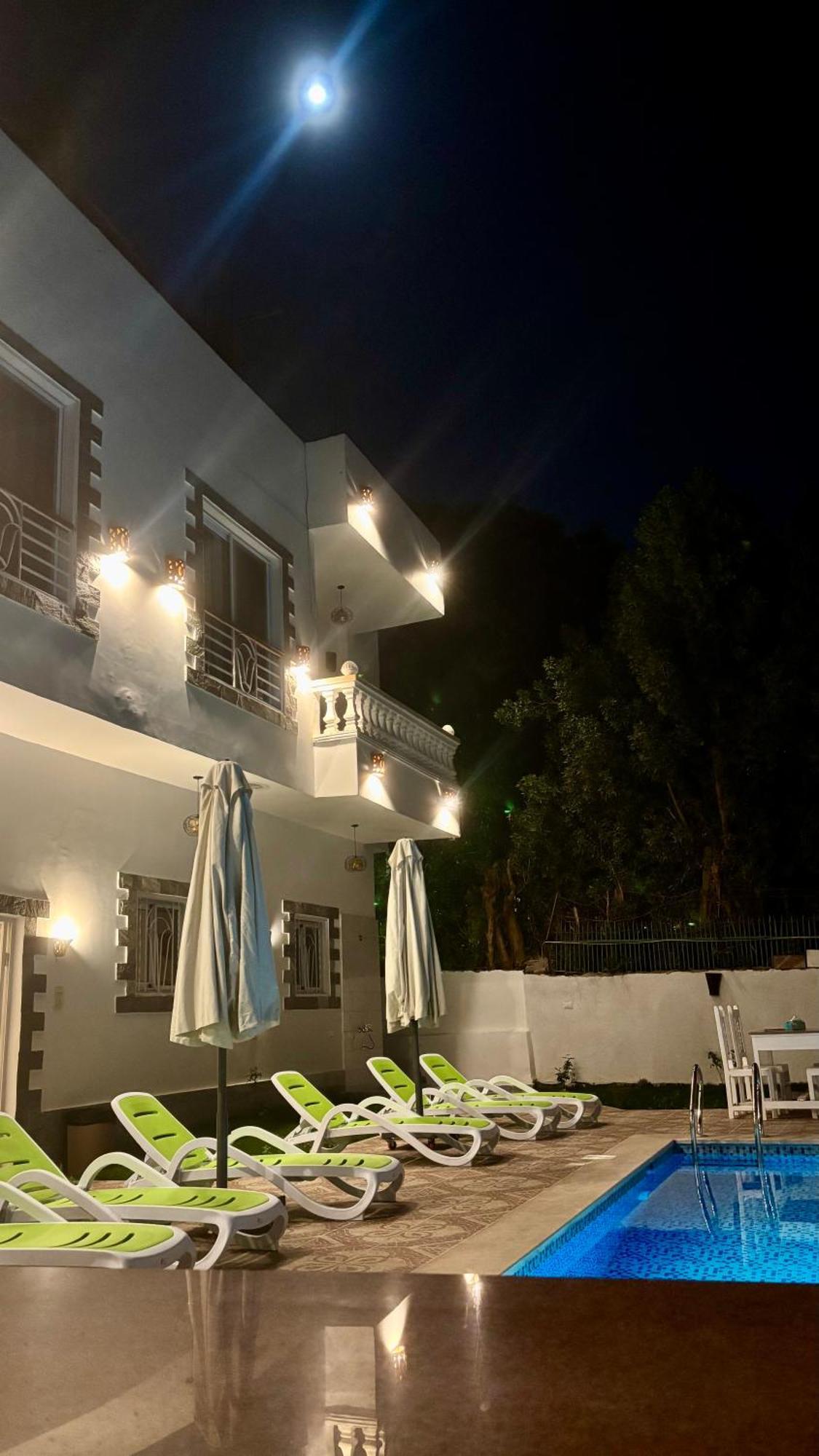 Moon House Of Luxor Apartman Kültér fotó