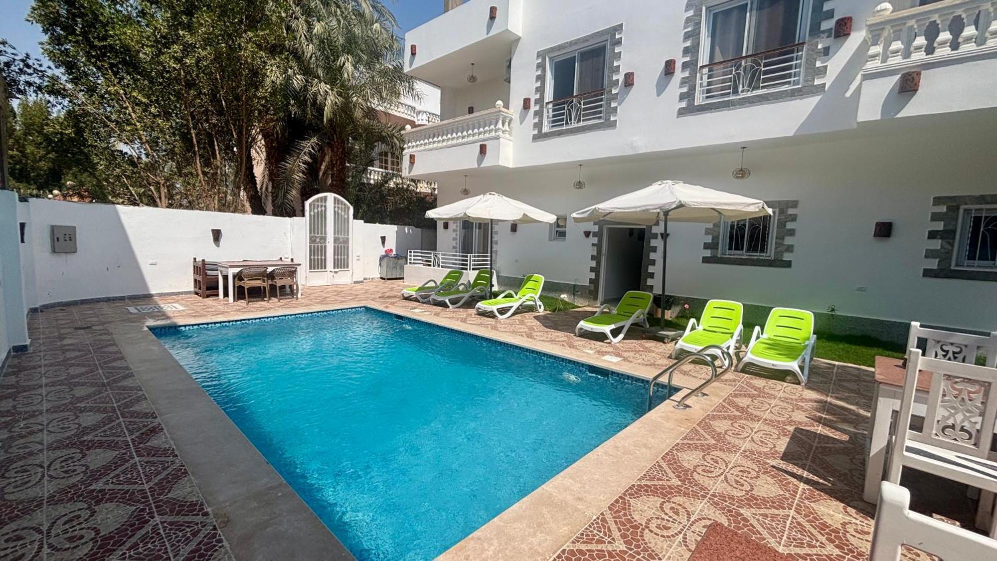 Moon House Of Luxor Apartman Kültér fotó